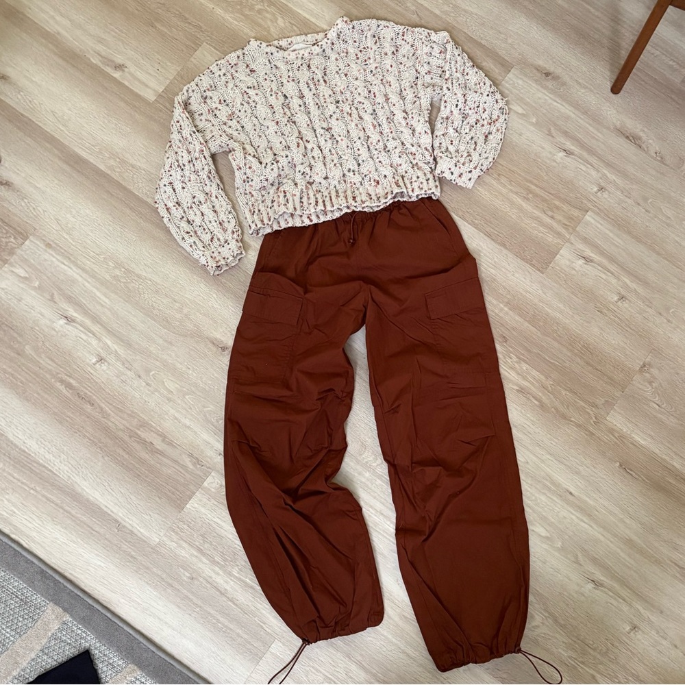 Sweater and Pants - Full outfit